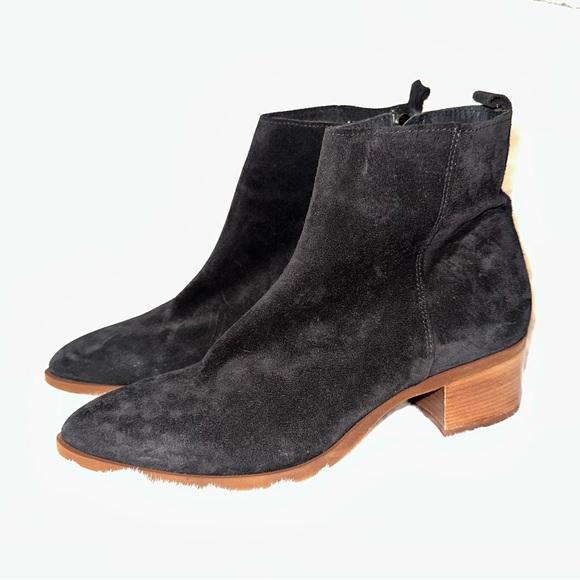 NWOT Piampiani Suede Booties - Picture 1 of 6